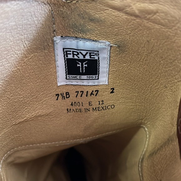 Brown Frye Melissa Button Boots 7.5 - Picture 3 of 5